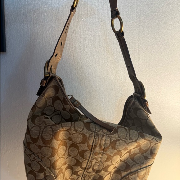 Coach Handbags - Coach Hobo bag